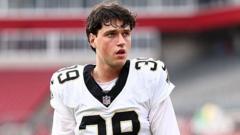 Smyth returns to Saints practice squad