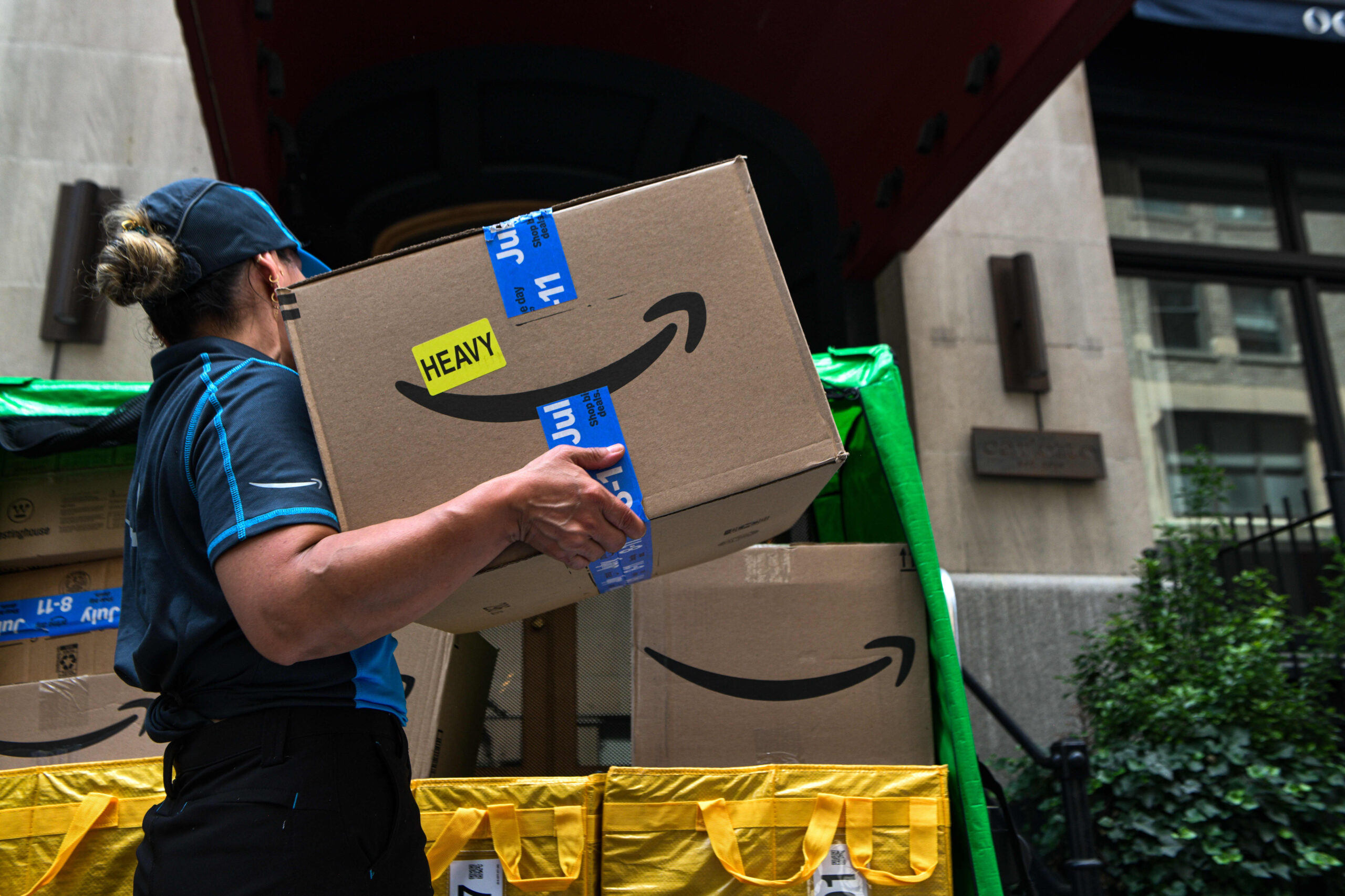 FTC sues Amazon, accusing the e-commerce giant of misleading advertisers