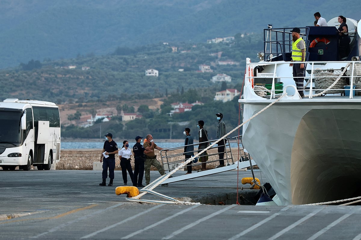 Bangladeshis among 79 migrants rescued off Greece’s Crete island