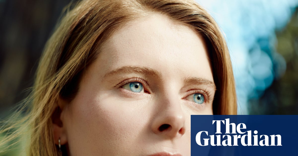 Switzy by Emma Cline review – this Booker-listed account of a man’s last days is profoundly moving