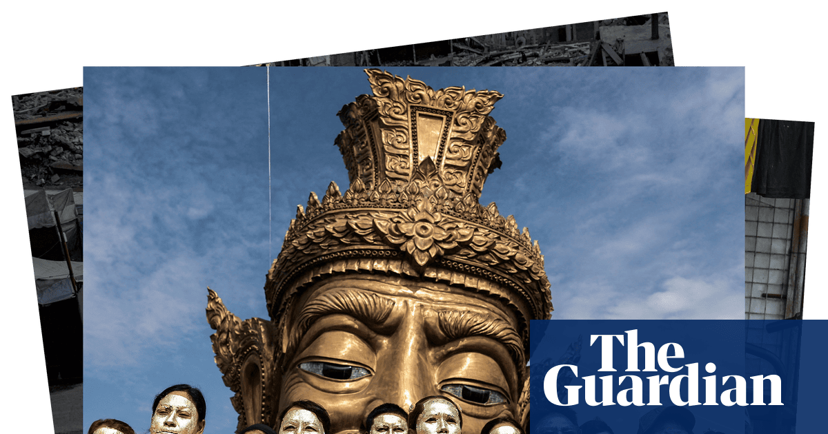 A mobile cinema in Gaza and a golden ritual in Thailand: photos of the day – Monday