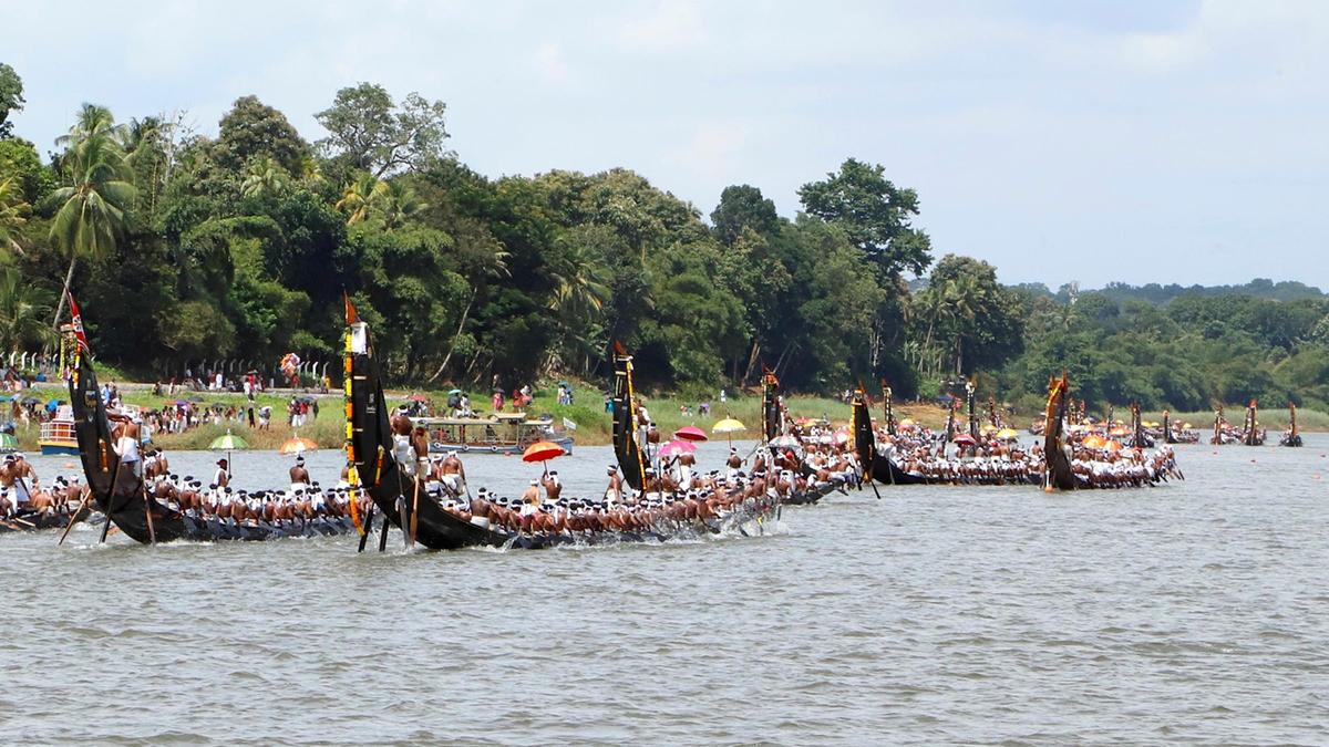 Melukara and Kotthathoor Kaithakkodi win Aranmula Uthrittathi Boat Race