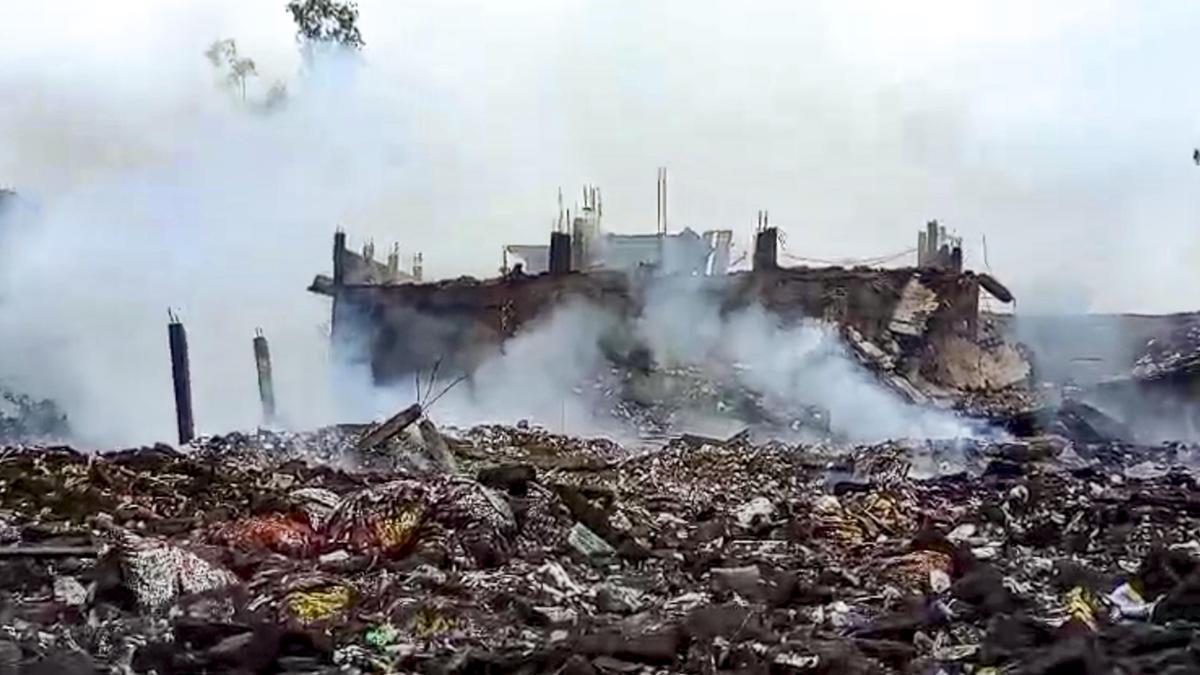 Firecracker factory blast in U.P.'s Kaushambi leaves 24 injured, 15 feared trapped