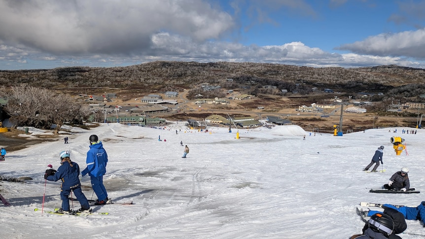 Snow resorts wind up business early after warmest winter on record