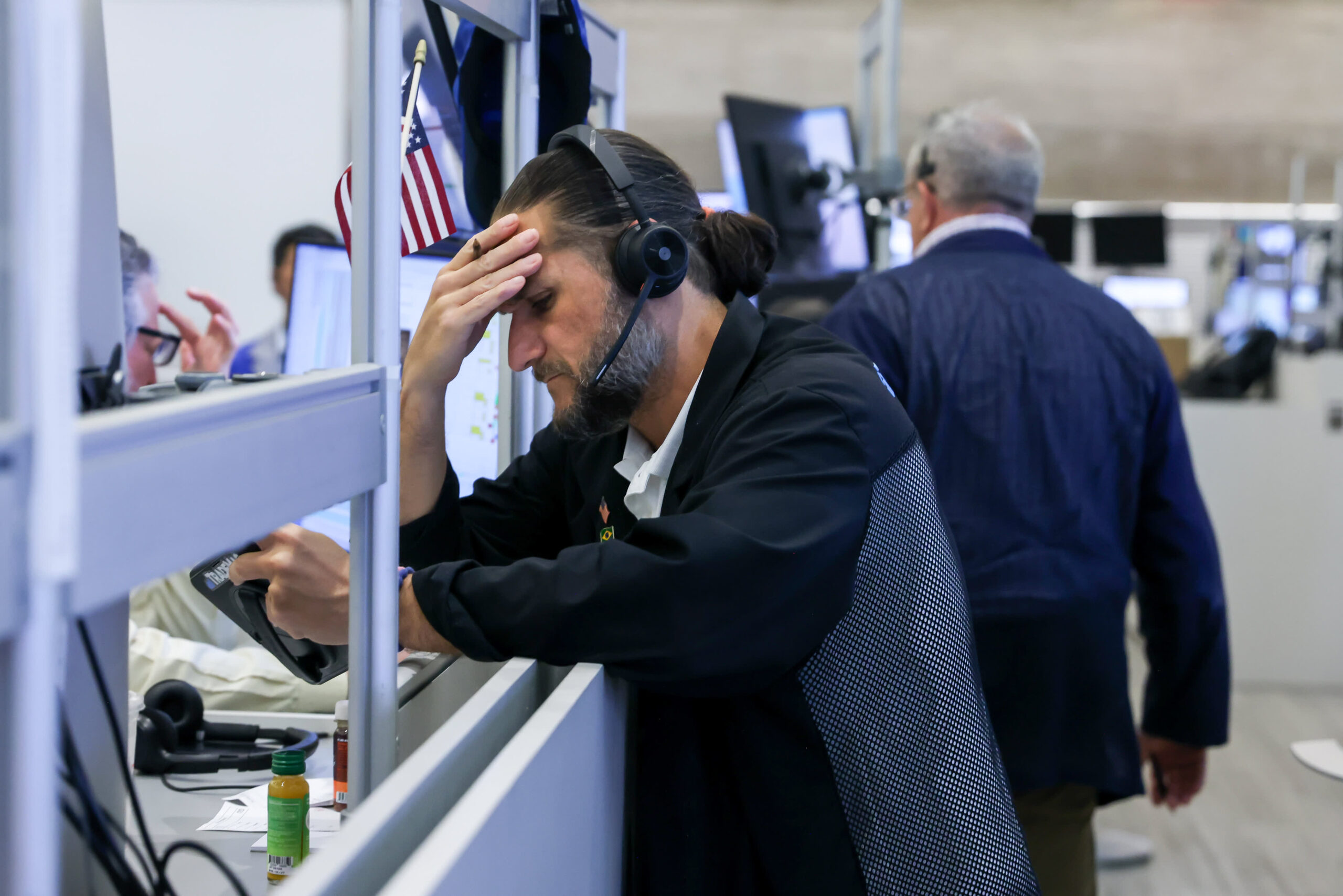 Stocks are starting out September under pressure. Bank of America zeroes in on key level