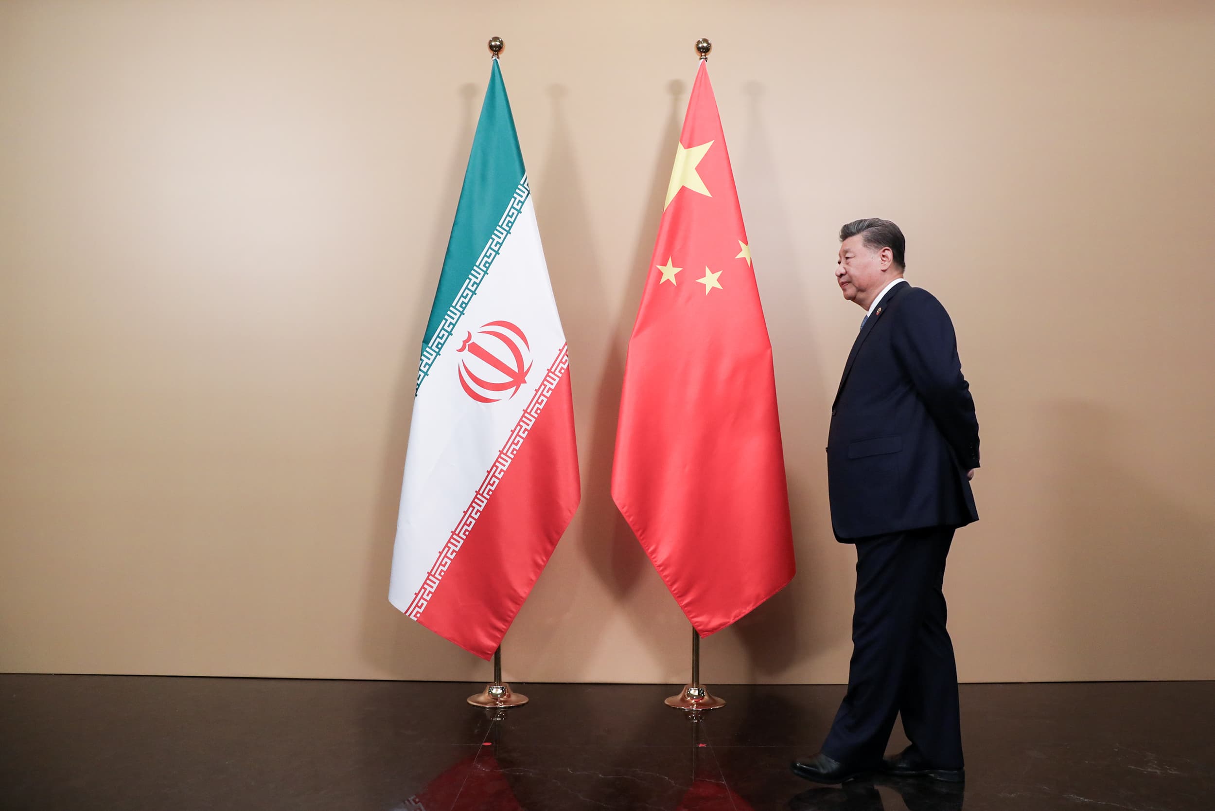 China's Xi keeps Iranian president at arm's length weeks ahead of Trump summit