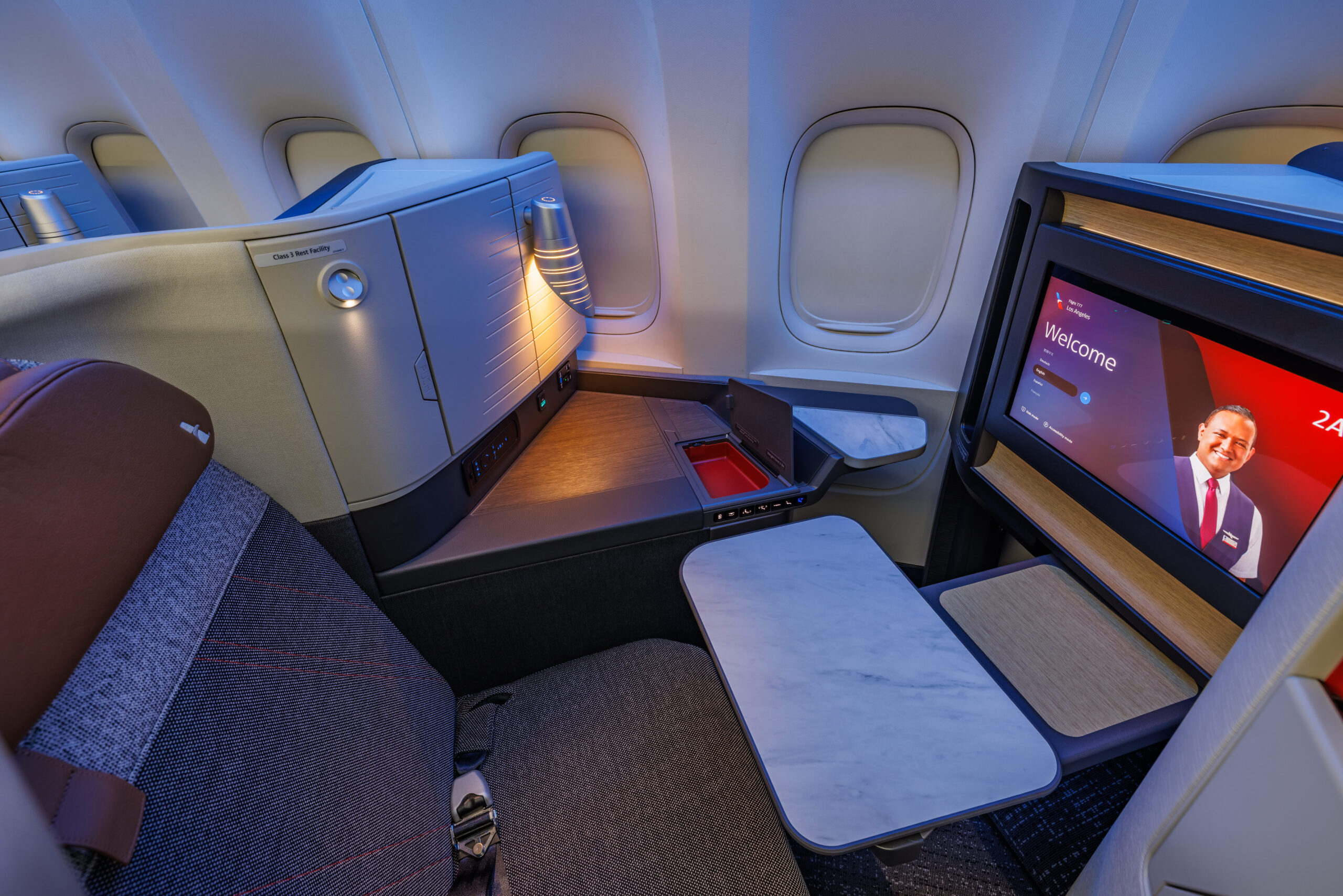 American Airlines continues premium push with redesigned Boeing planes