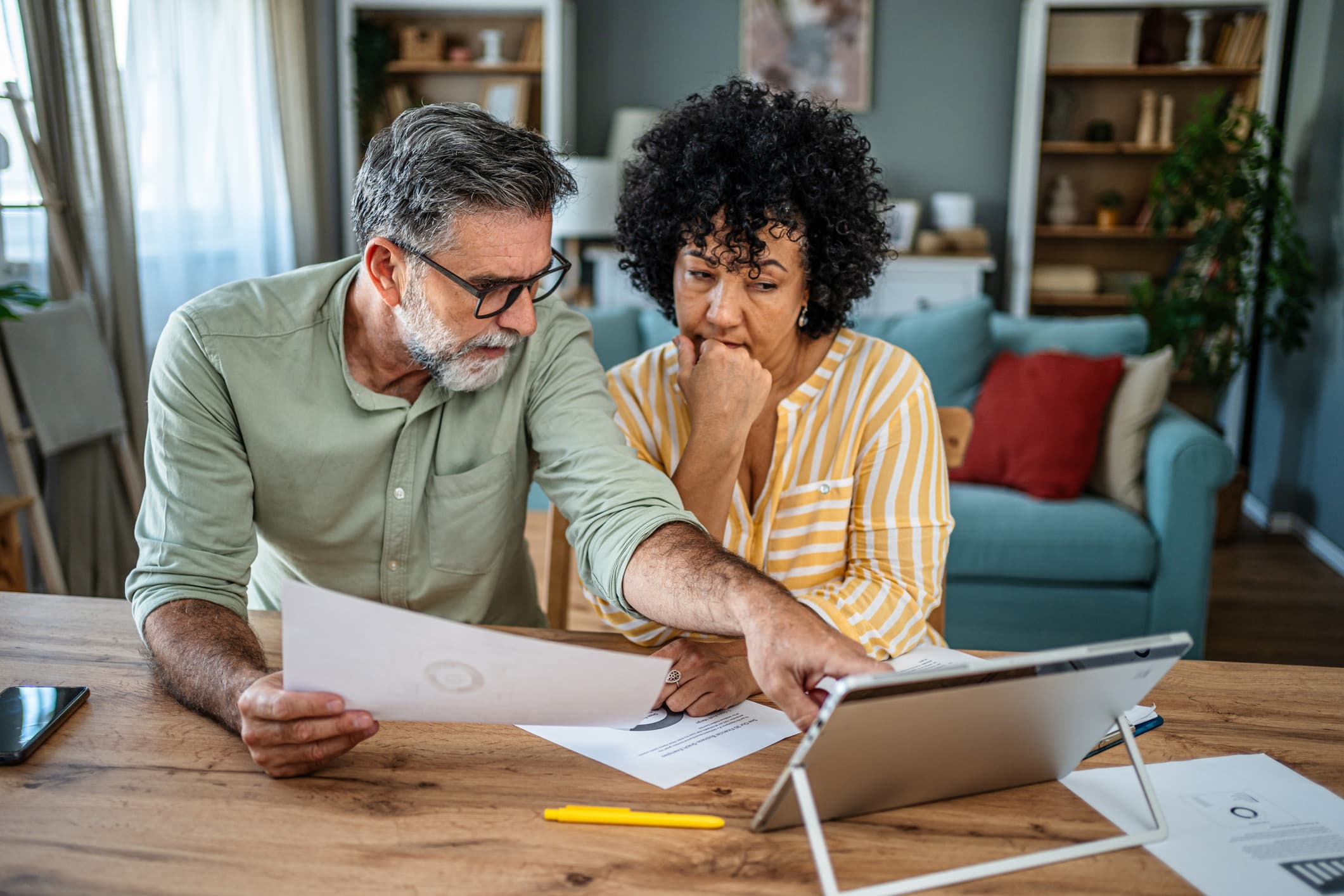 Average 401(k), IRA balances hit record highs — but more workers are raiding their accounts, Fidelity says