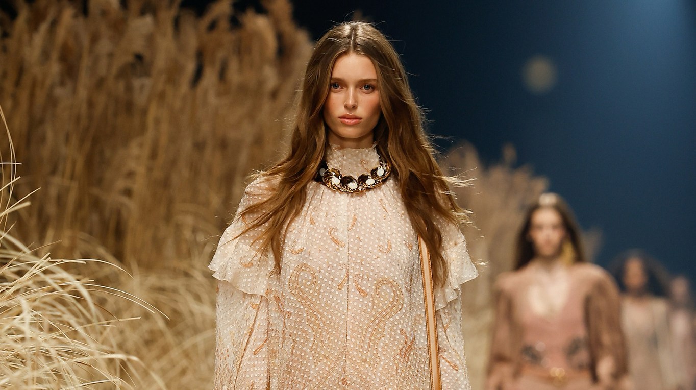 Etro Spring 2027: Fuzzy Halo – WWD