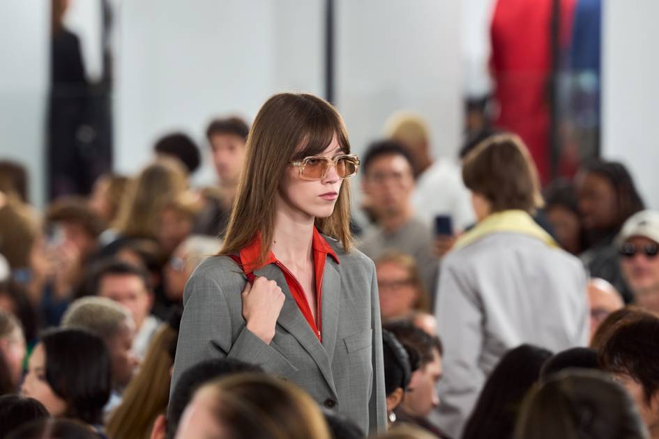 Milan Fashion Week: Antonio Marras' urban brides and Jil Sander's sobriety – FashionUnited