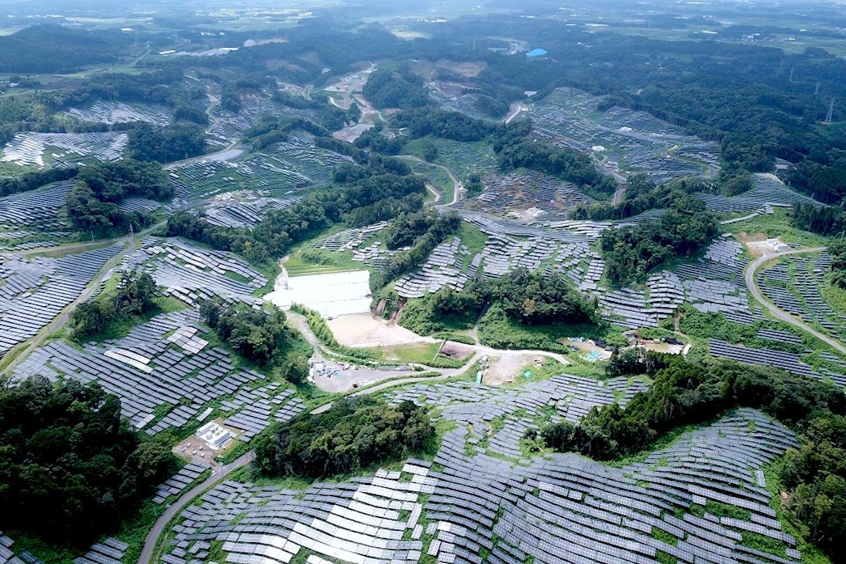 Short on Land, Japan Is Building Solar Farms on Old Golf Courses – Yahoo