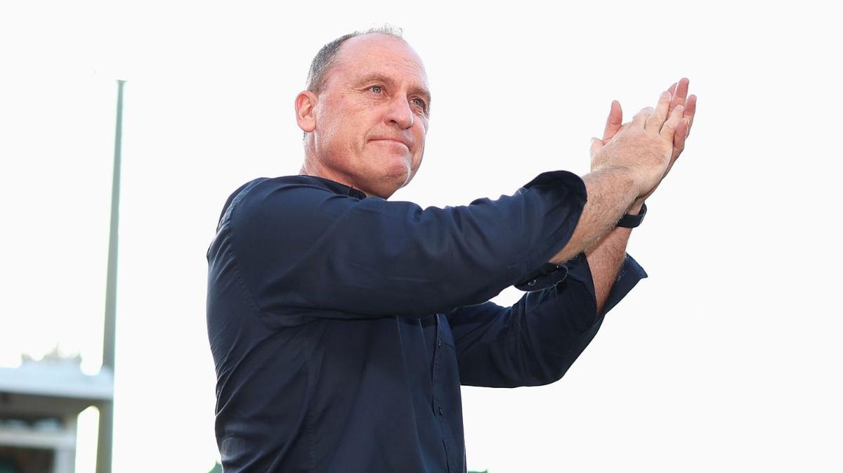 John Longmire quits Sydney to take up new job at Essendon as general manager of AFL performance – 7news.com.au