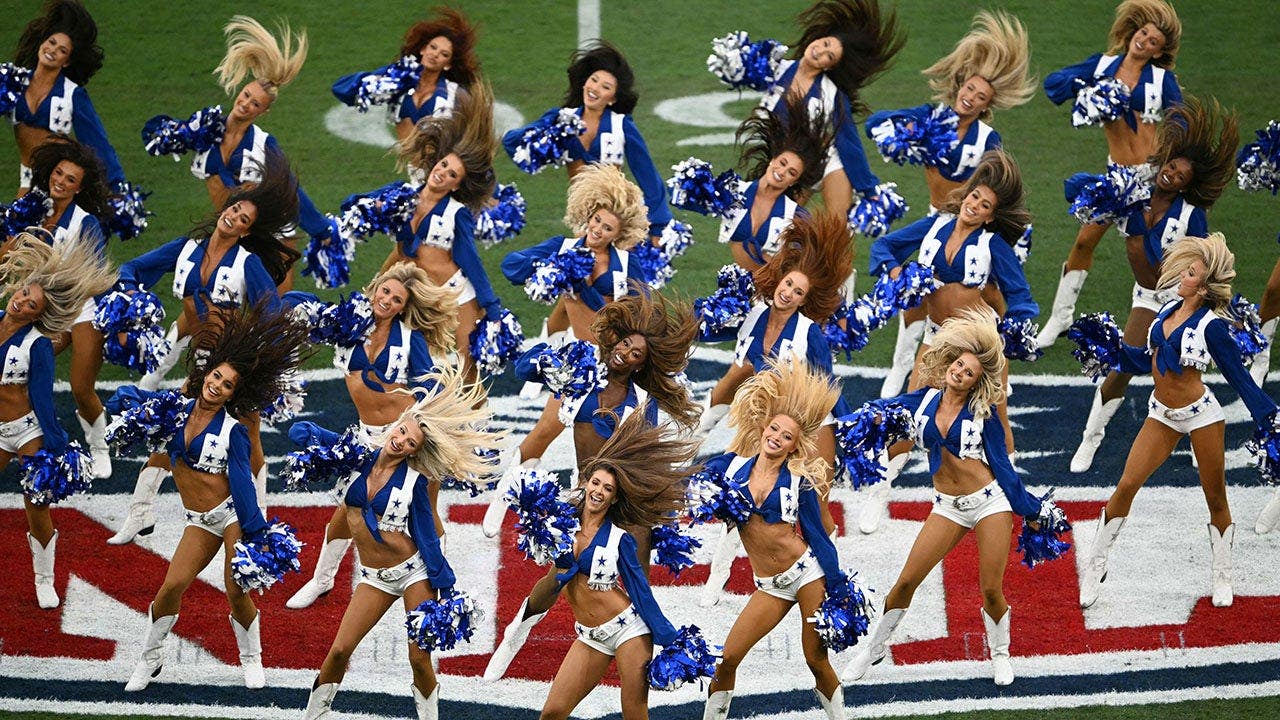 Dallas Cowboys cheerleaders have fun in Brazil despite crushing defeat, Browns fans fight & sad Michigan fans – Fox News