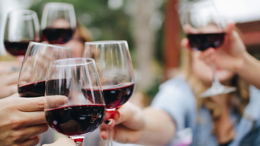 Exporting Wine to China in 2026: Market Access and Strategies for European Producers – China Briefing