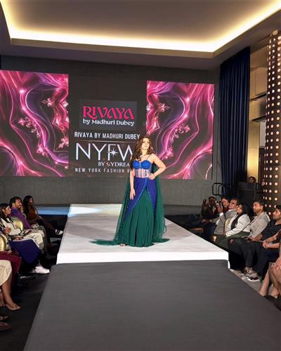Global star Samaira Sandhu steals spotlight at New York fashion week – COMPLETE STORY AND MORE PICTURES SOON WILL BE EXHIBITED – :: India News Calling ::