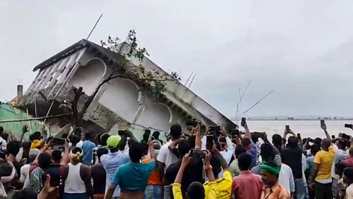 Century-old Chaiti Durga temple washed away by Ganga erosion in Bhagalpur