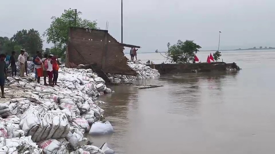Bihar on high alert as Ganga rises above danger mark, 8 districts face flood threat