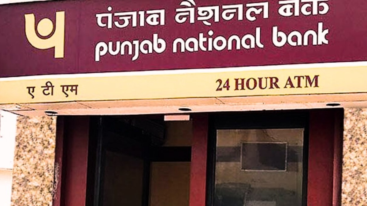 Cash shortage in UP bank leads to discovery of Rs 7.40 crore fake currency