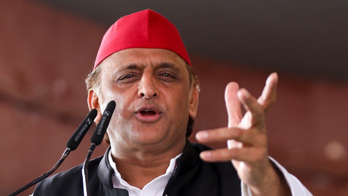Samajwadi Party leader's 'vote for a dog' remark on Akhilesh Yadav stokes row