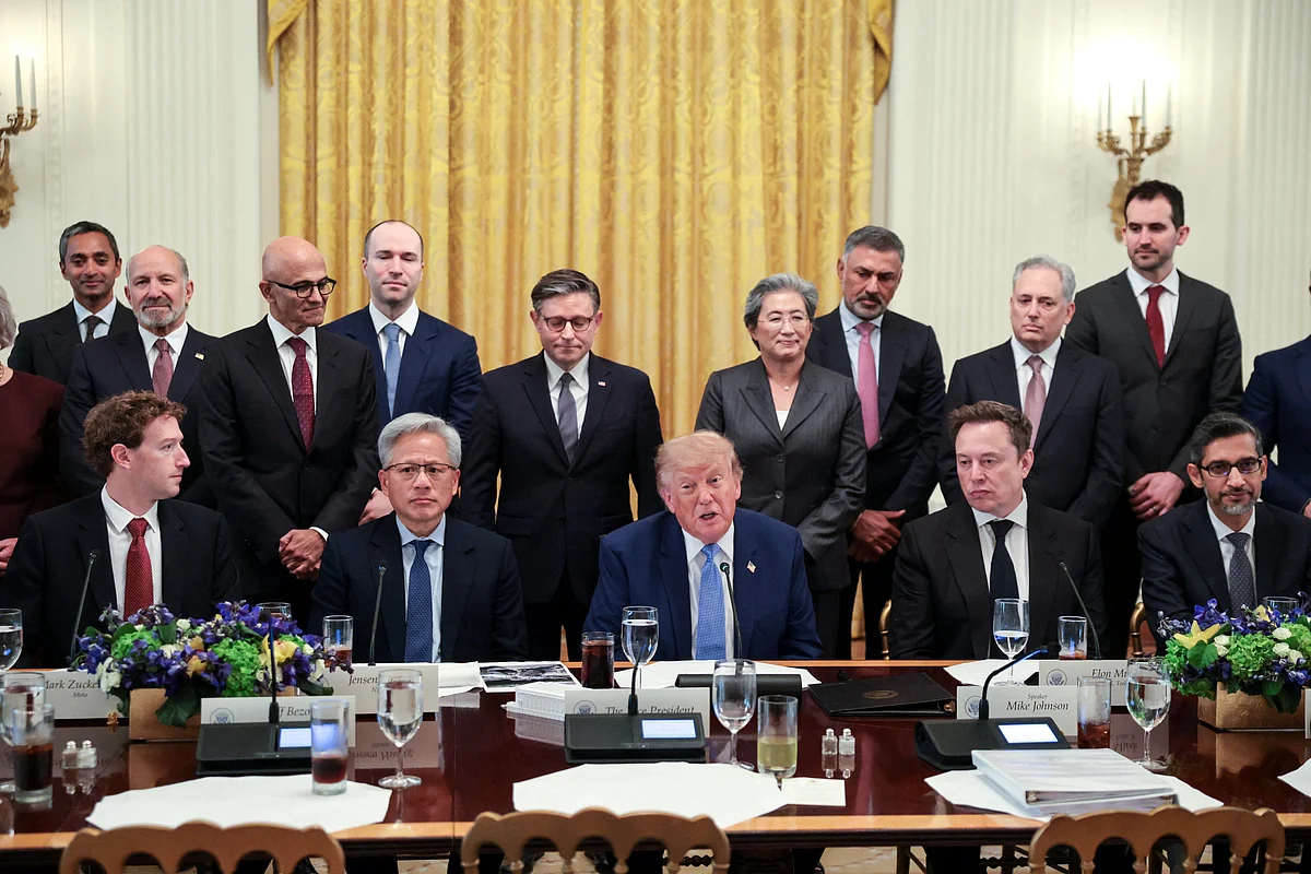 Trump, AI CEOs sign voluntary safety pact, back data center expansion