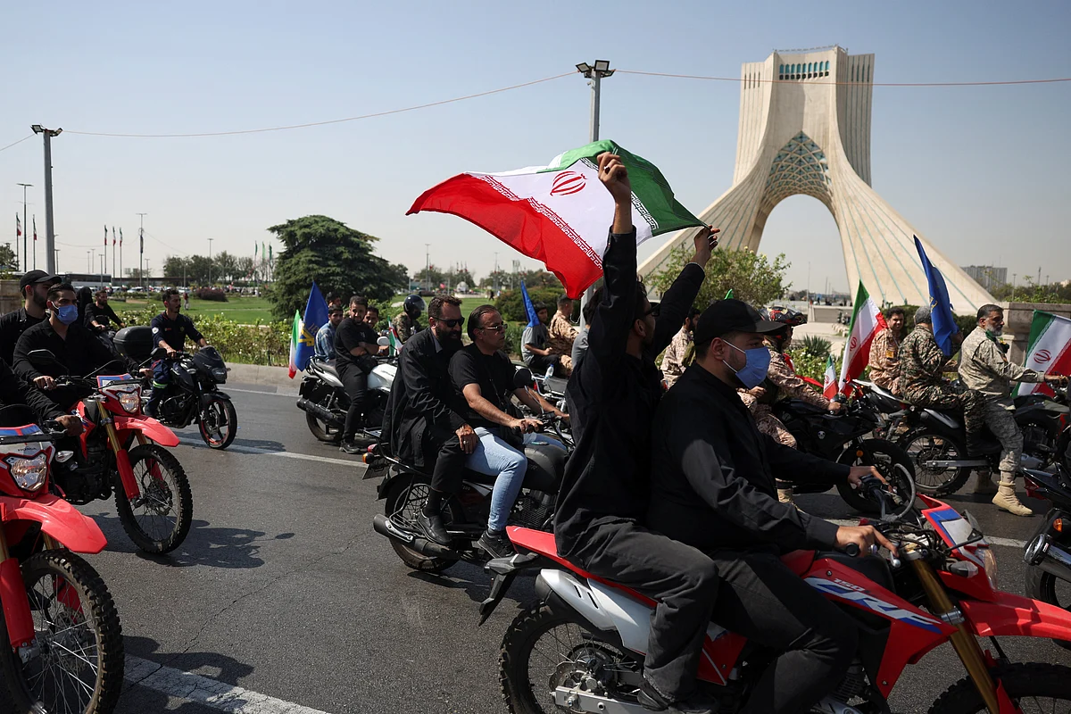 Iran awaits US move after WSJ report says Trump rejects peace plan