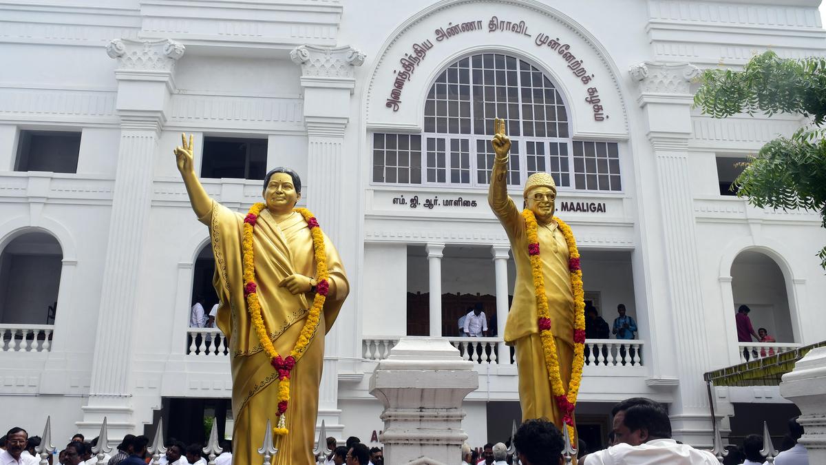 AIADMK district secretaries’ meeting on September 6