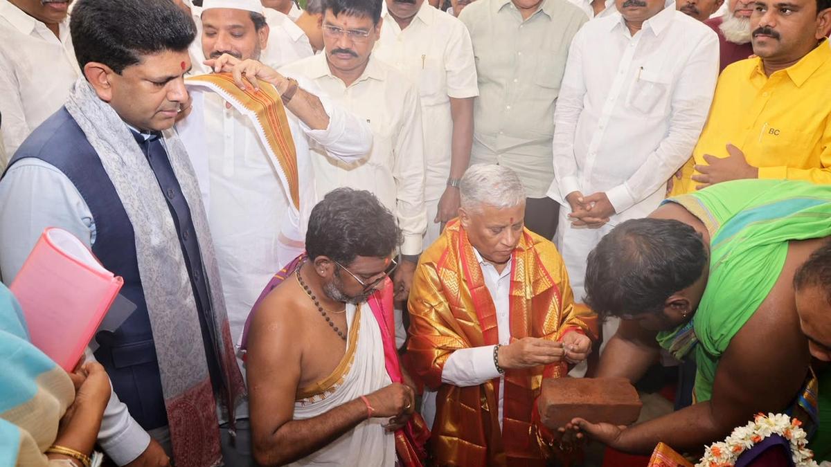Foundation stone laid for ₹147.36-crore Gaddipadu ROB in Guntur