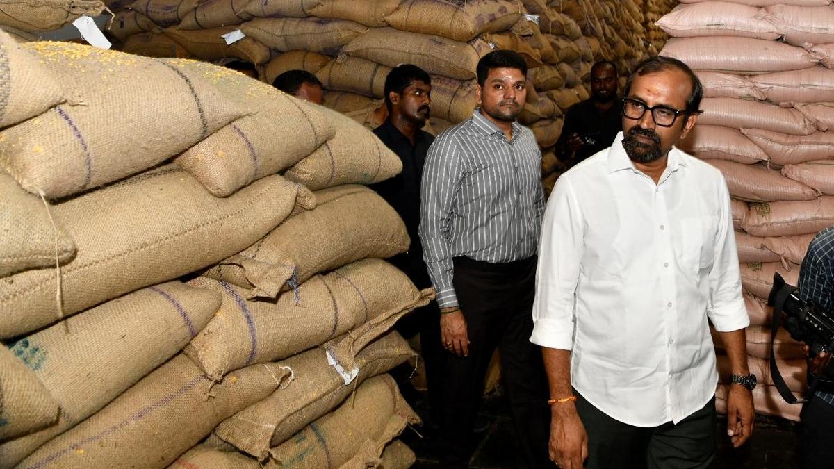 Onions to be sold at ₹35 per kg through urban fair price shops: T.N. Minister in Assembly on price control measures