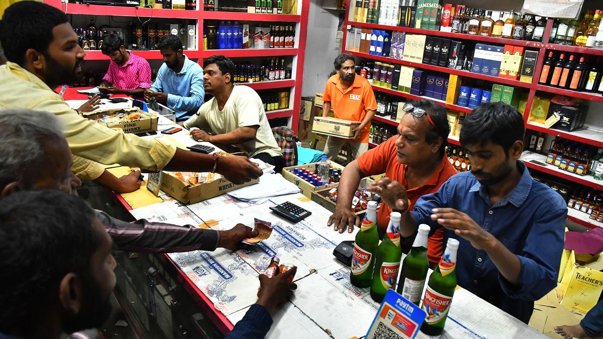 Liquor outlets to remain closed in Cyberabad for final Ganesh idol immersion