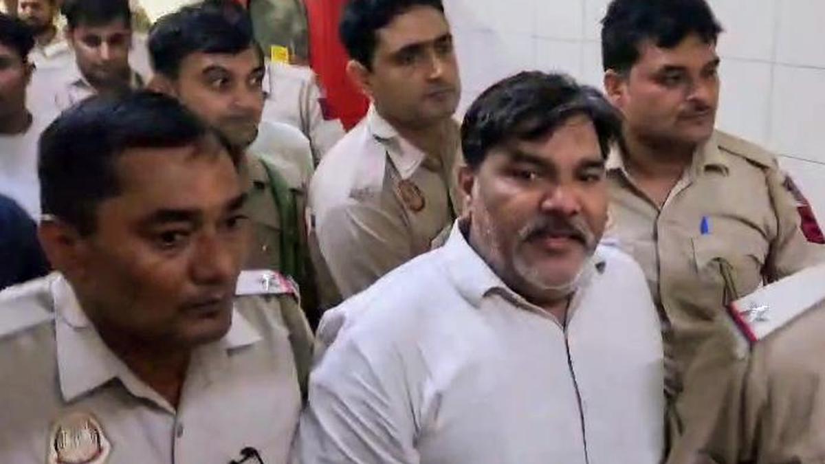 Delhi HC asks police to reply to ex-AAP councillor Tahir Hussain's appeal in IB officer murder case