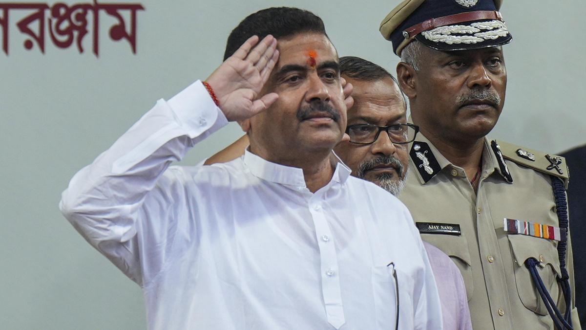 West Bengal CM asks Ministers to concentrate on work rather than being hyperactive on the street