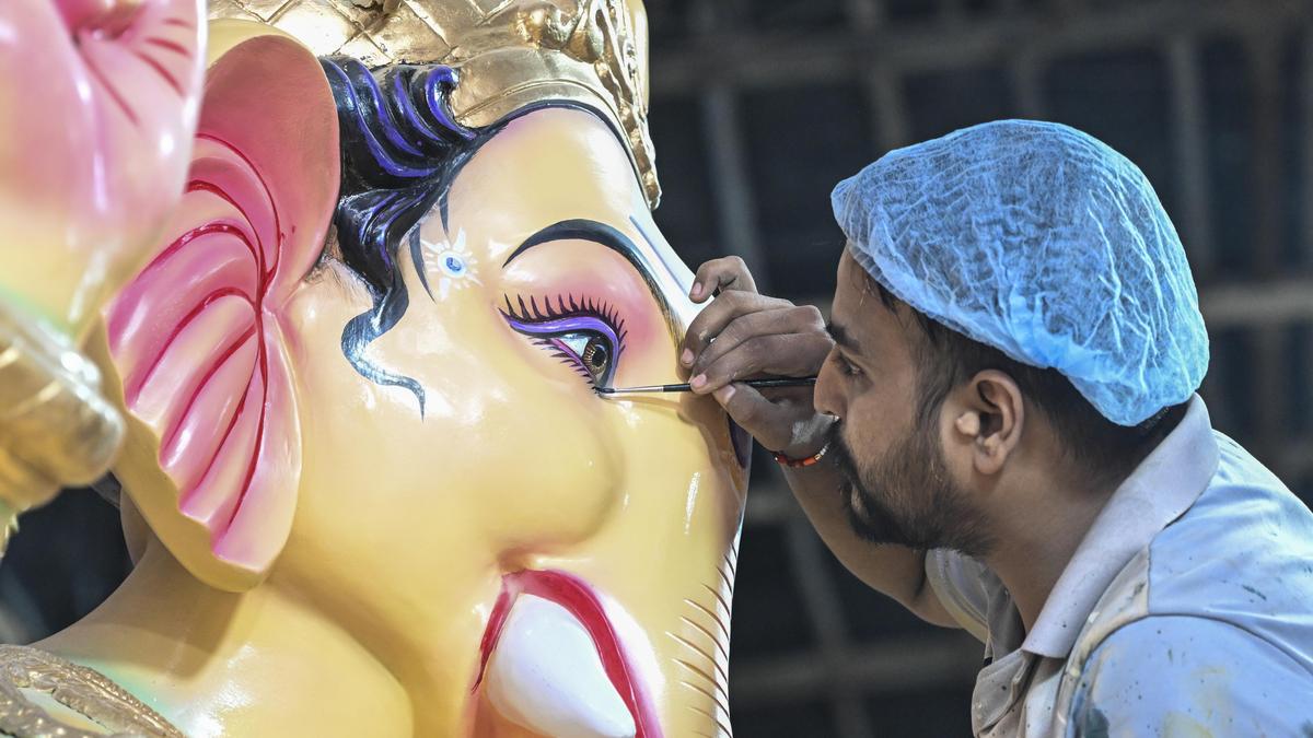 In pictures: Ganesh's journey through Mumbai
