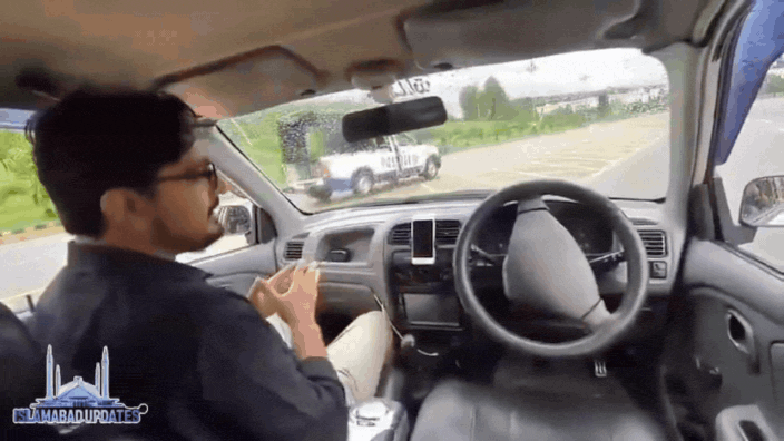 Watch: 'Driverless' car crashes into police van after internet outage in Islamabad