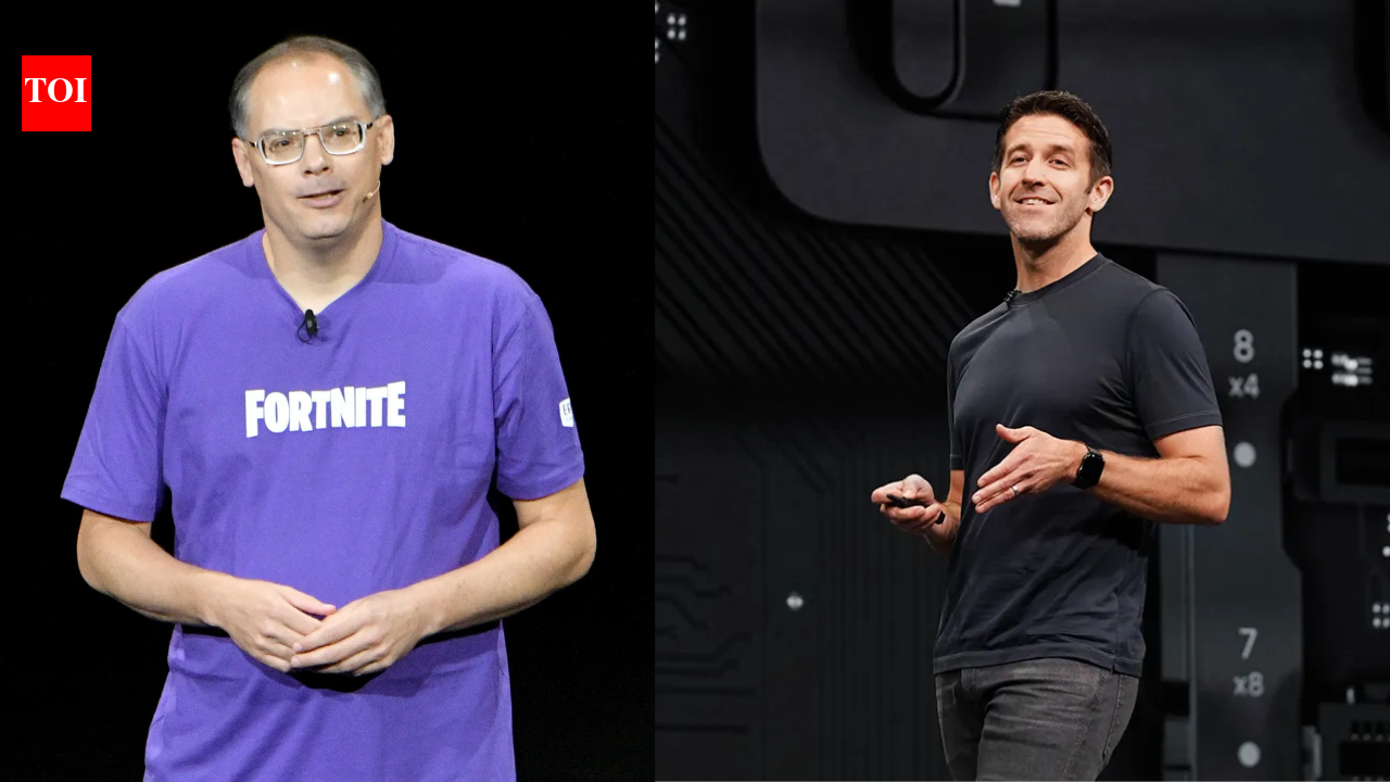 Apple's new CEO gets a message from the man who sued it for six years