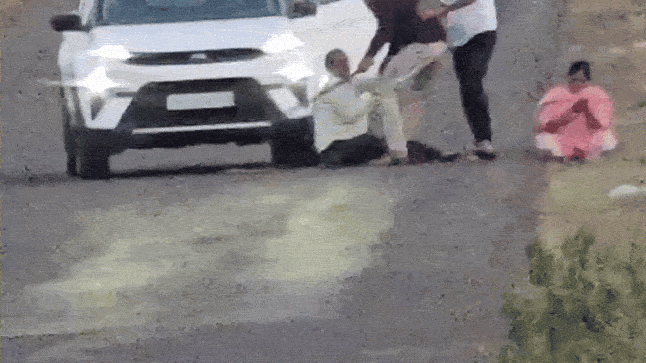 ‘Why did you sell it?’: Sons beat up parents in Pune over land dispute