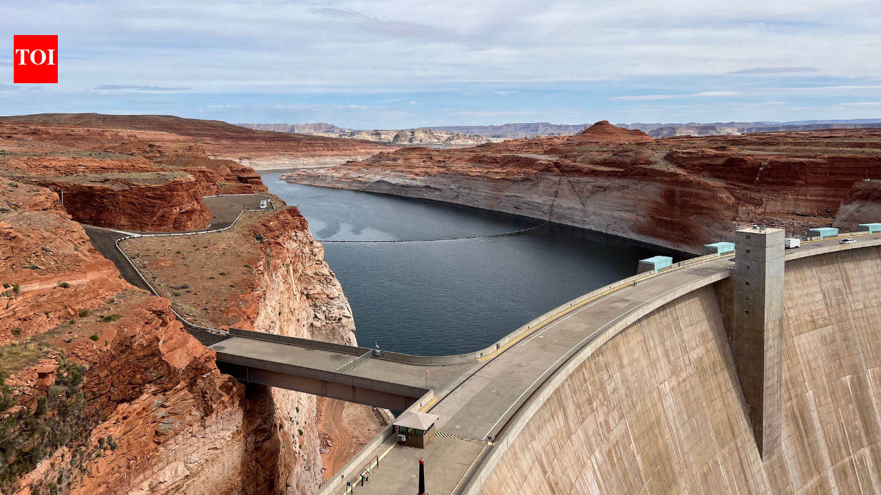 Artificial flood from Glen Canyon Dam rebuilt Grand Canyon sandbars in 8 days