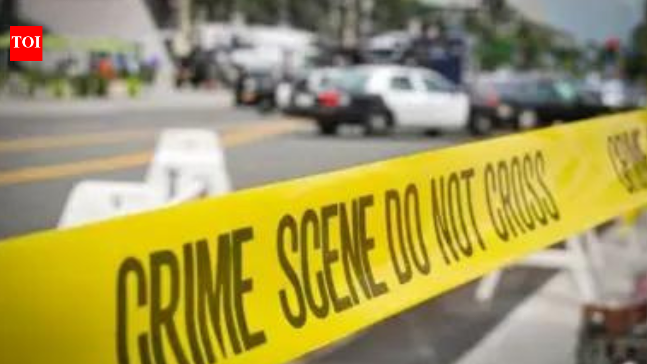 Multiple victims, 2 police officers injured in Minneapolis shooting