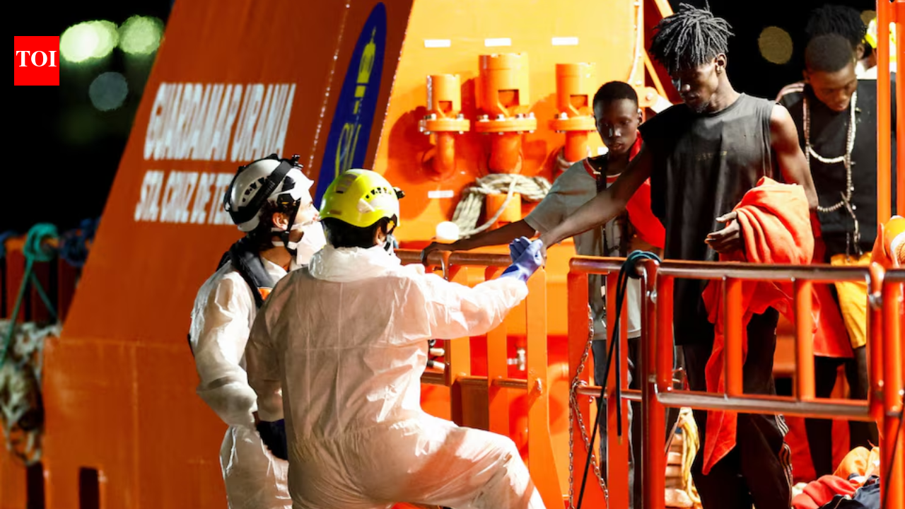 5 migrants dead after boat carrying over 100 people drifts for weeks in Atlantic