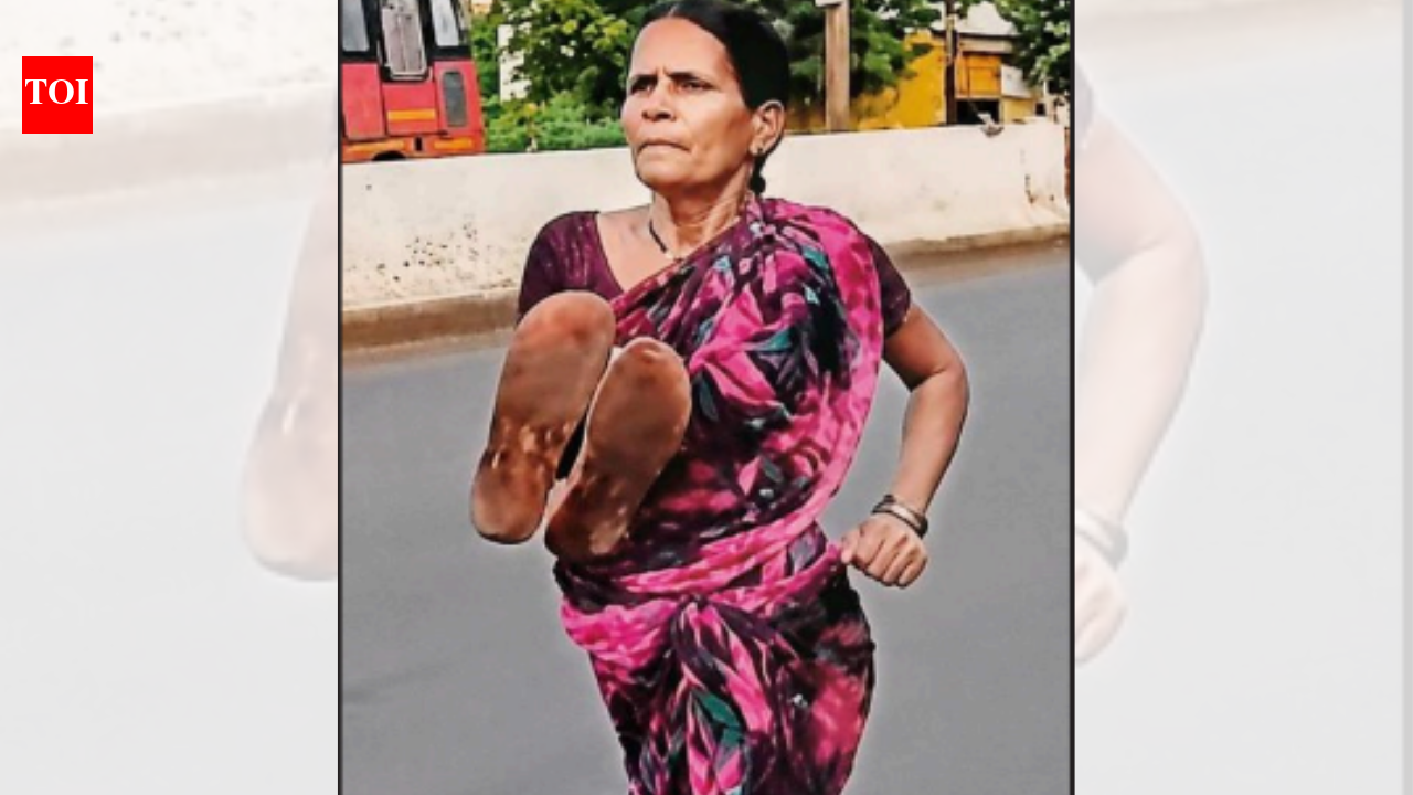 Barefoot mom in sari runs 3km to win Rs 5k for kids' education