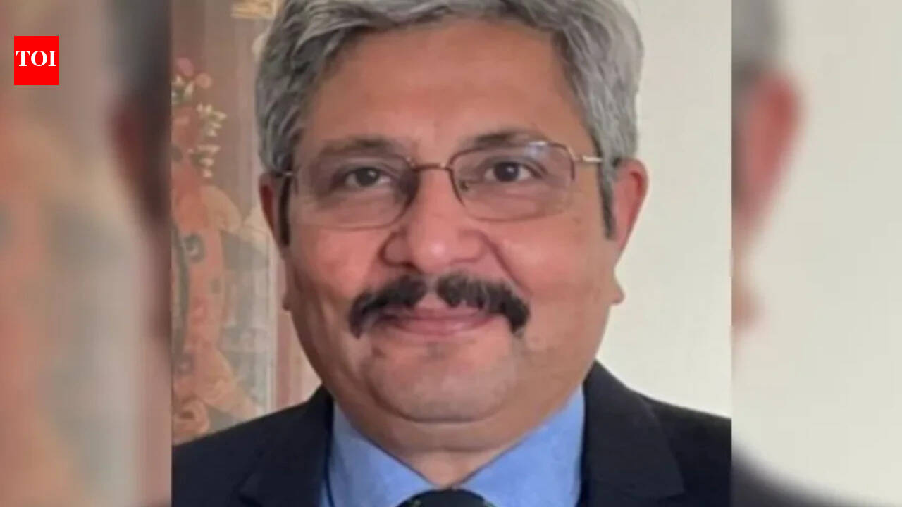 Former bureaucrat Ashish Joshi questioned by Delhi Police for 9 hours