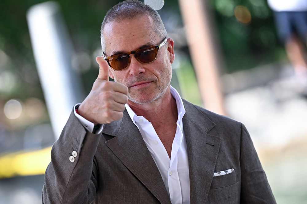 Rupert Murdoch ‘Is Very Happy’ Guy Pearce Is Playing Him in ‘Ink’; Actor Says Mogul’s Daughter Shared Praise