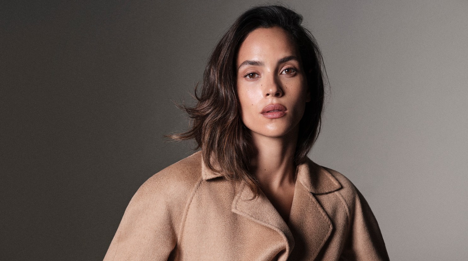 Adria Arjona to Receive 2026 WIF Max Mara Face of the Future Award