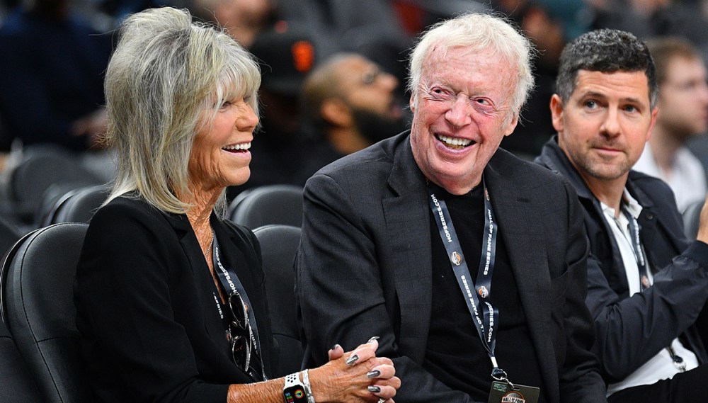 Nike Cofounder Phil Knight Donates $1 Billion For New Engineering School