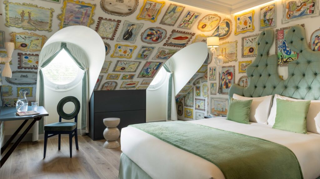 A view of Le Magnifique hotel in Paris