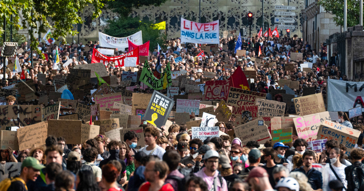 France shuts down nearly 900 schools as violent education protests escalate – NBC News