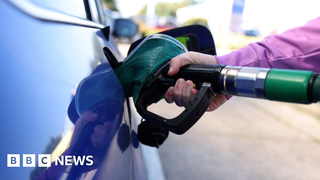 Trump faces growing backlash over plans to import diesel from Russia – BBC