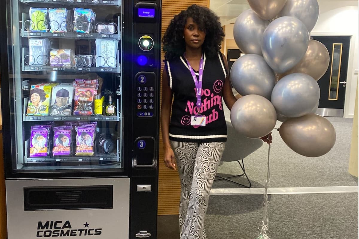 A beautiful dream. Graduate Michelle returns to her ‘roots’ to launch hair and beauty product dispenser – Northampton Chronicle and Echo