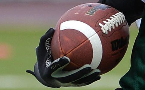 Football: Osan routs Edgren to finish its season – Stripes Japan