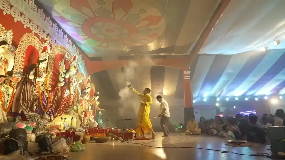 Festival of Durga Puja celebrated across India and Bangladesh – Yahoo News Canada