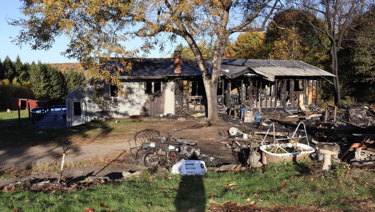 Firefighter injured battling fire that heavily damaged home in China, Maine – WMTW